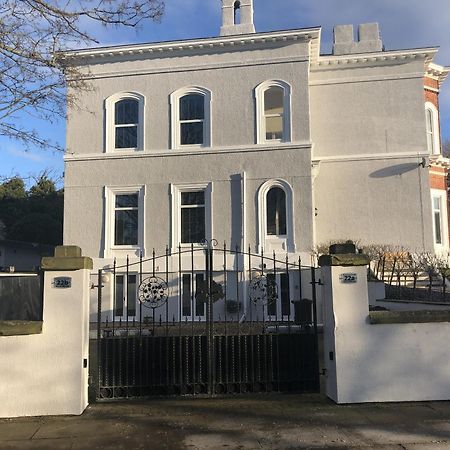 Beach House East Lodge Southport Exterior photo